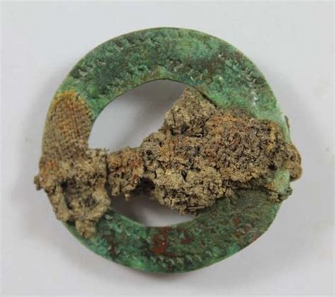 Fascinating Artifacts Unearthed in TWO Newly Discovered Neighboring Anglo-Saxon Sites in England ...