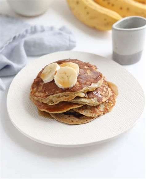 Perfect Banana Egg Pancakes - Detoxinista