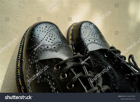 Full Black Brogue Wingtip Shoes Made Stock Photo 2156703265 | Shutterstock