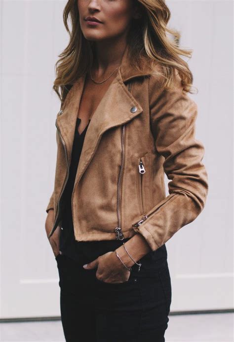 MUST-HAVE CAMEL MOTO JACKET - Lindsay Marcella | Leather jackets women, Autumn jacket women, Style