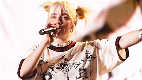 Billie Eilish Honors Angus Cloud During Lollapalooza Performance – Hollywood Life