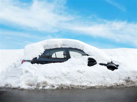 People Who Don't Scrape The Ice Off Their Car Before Driving Don't ...