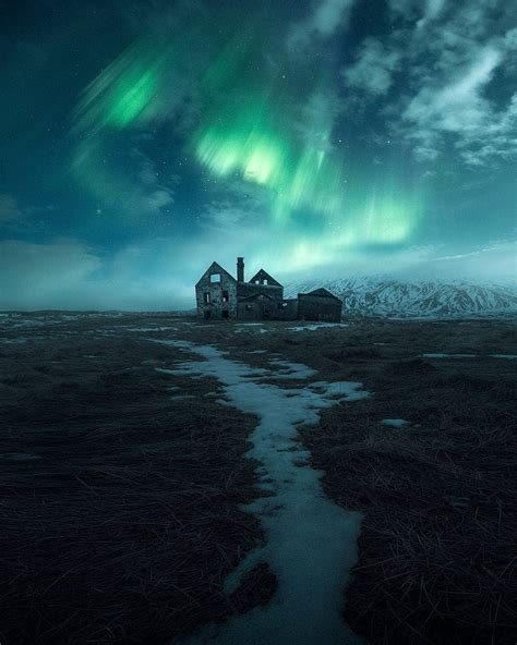 Aurora borealis over Iceland : r/MostBeautiful