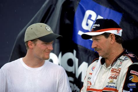 'Earnhardt Nation’ details complex Dale Earnhardt, Dale Jr. father-son ...