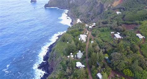 Pitcairn island, Adamstown - how they get internet access? - muszak.eu