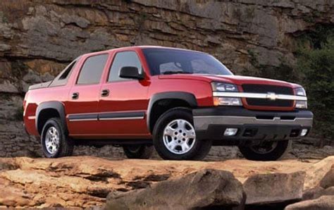 2006 Chevy Avalanche Review & Ratings | Edmunds