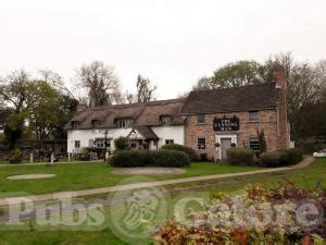 The Cunning Man in Burghfield (near Reading) : Pubs Galore