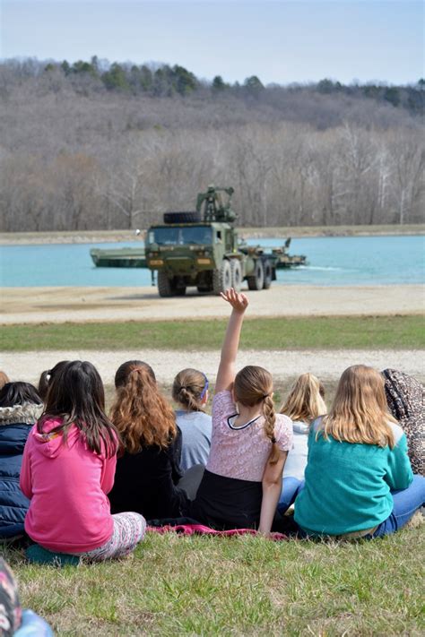 Kids tour post, learn more about Army life | Article | The United States Army