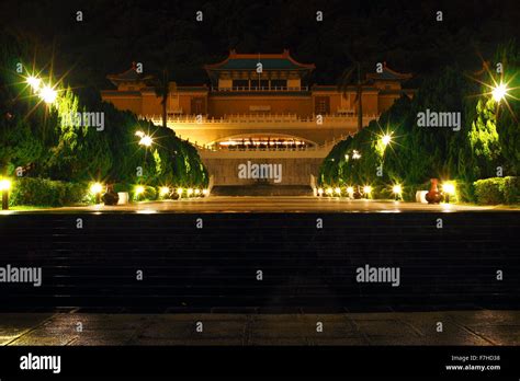 Night view of National Palace Museum Taipei, Taiwan Stock Photo - Alamy