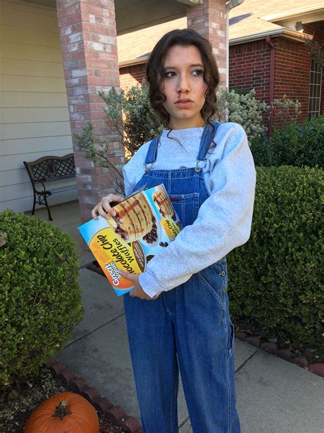 Eleven costume idea | Eleven costume, Diy halloween costumes, Diy costumes