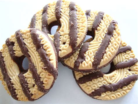 Keebler Fudge Stripes Original Cookies - SNACKEROO