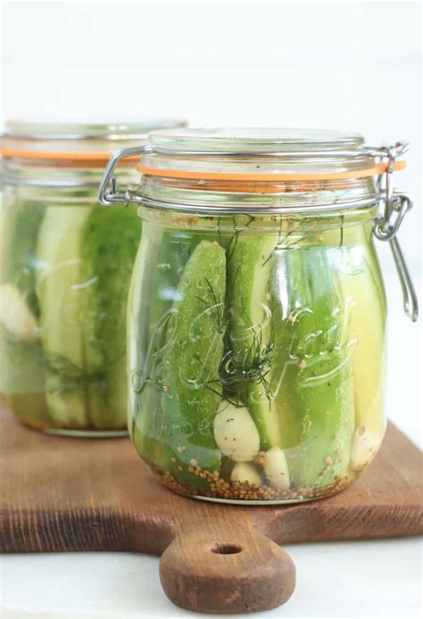 Quick and Easy Refrigerator Dill Pickles | A Farmgirl's Kitchen