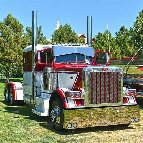 Peterbilt custom 389 | Trucks, Peterbilt trucks, Big rig trucks