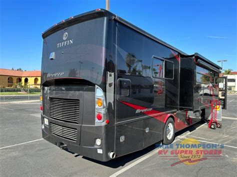 New 2023 Tiffin Motorhomes Allegro Breeze 33 BR Motor Home Class A ...