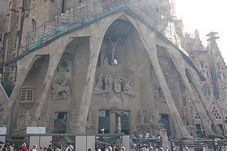 File:La Sagrada Familia, Barcelona, Spain - panoramio (1).jpg ...