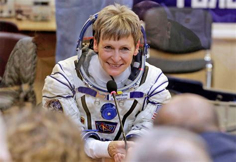 Peggy Whitson breaks the US record for cumulative time in space | DeviceDaily.com