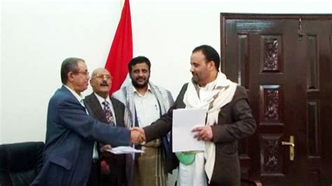 Yemen: Peace talks in crisis as Houthis sign government deal | Euronews