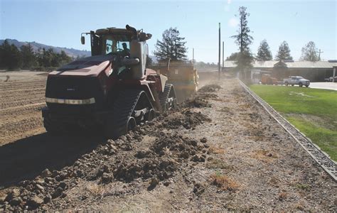 Farm history gets new life - The Pajaronian