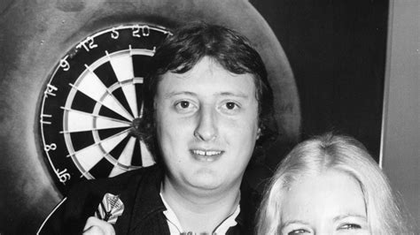 Five-time world darts champion Eric Bristow dies aged 60 | UK News ...