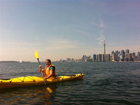 Toronto Fun Places: In kayak around Toronto Islands (girlfriends outing)