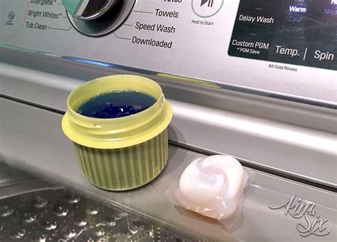 laundry-pod-vs-liquid-detergent.jpg