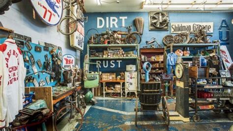 What You'll Really Find When Visiting American Pickers' Antique ...