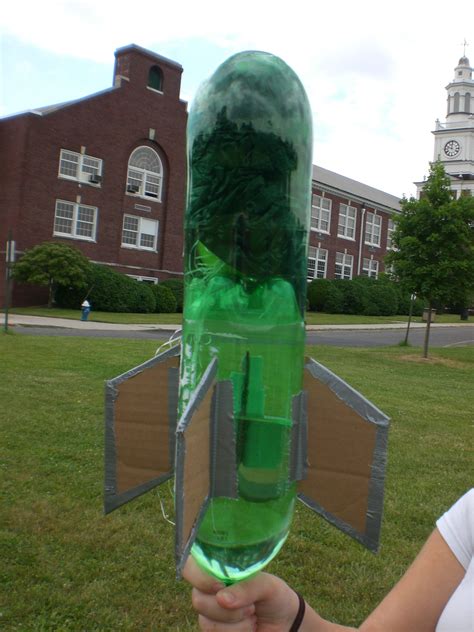 How to Make a Bottle Rocket : 5 Steps - Instructables