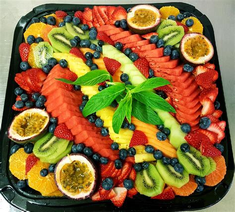 Fancy Fresh Fruit Platter – Fresh Provisions