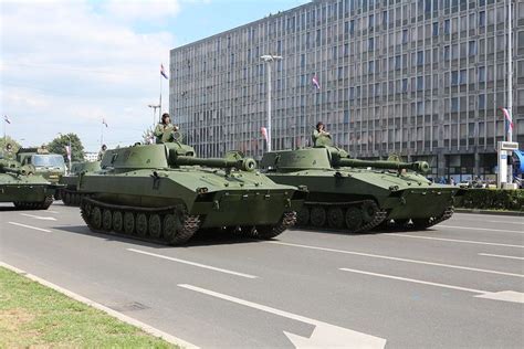 2S1 Gvozdika | Military vehicles, Military, Army