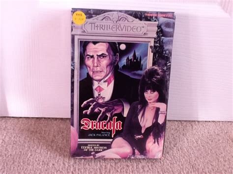 Amazon.com: Bram Stoker's Dracula [VHS]: Jack Palance, Simon Ward, Nigel Davenport, Pamela Brown ...