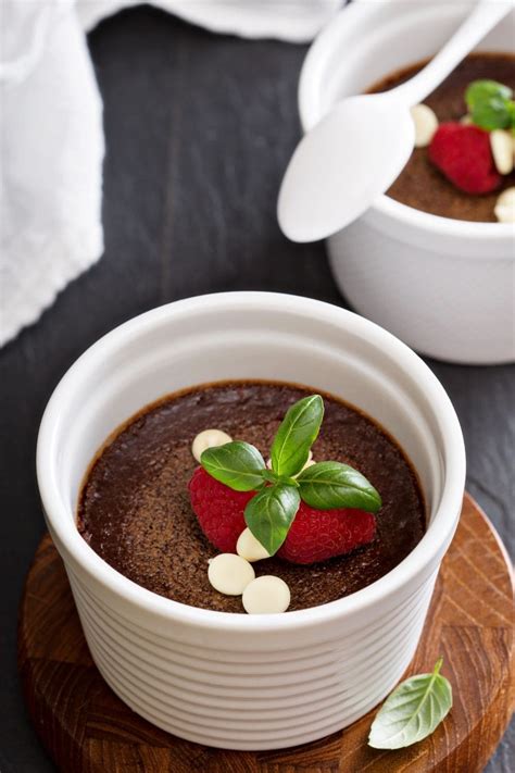 17 Simple Ramekin Desserts - Insanely Good