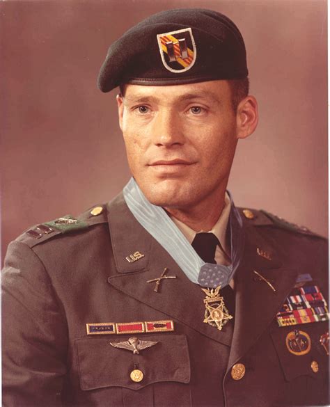 THE STORY OF THE GREEN BERET – Soldier of Fortune Magazine