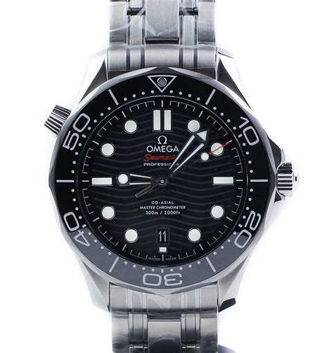 Omega Seamaster Diver 300 M Black Dial Unworn 2019 - Millenary Watches