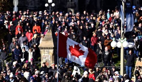 Canada Remembers: Thousands turn out for Remembrance Day ceremony in ...