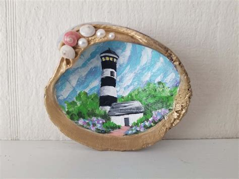 Painted Seashell, Painted Clam Shells, Lighthouse Gifts, Clam Shell ...