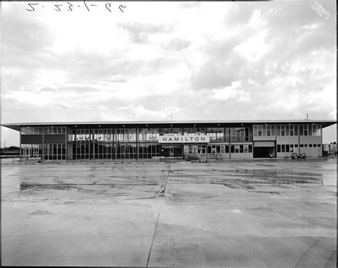 Hamilton Airport - Hamilton Libraries