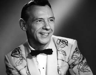 Hank Snow Biography, Hank Snow's Famous Quotes - Sualci Quotes 2019