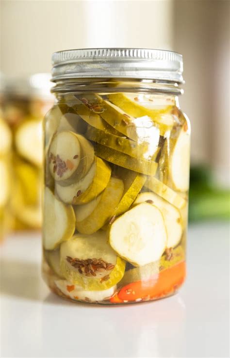 How to Can Spicy Dill Pickles Recipe - Wyse Guide