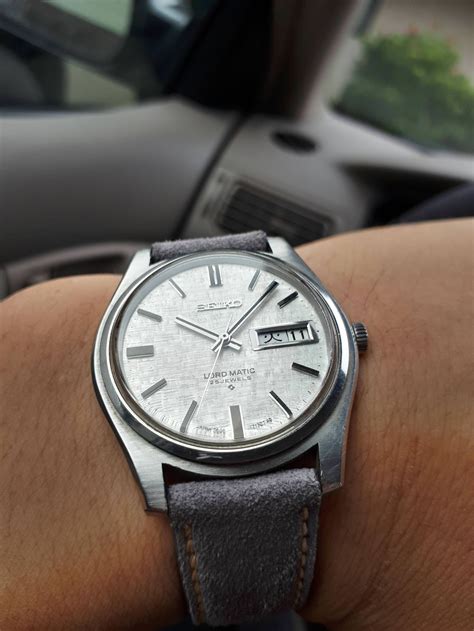 [Seiko] Vintage Seiko Lordmatic on a new grey suede strap : Watches