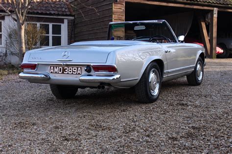 Mercedes 230 SL Pagoda 1963 - RH Classics