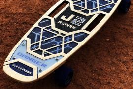 A New York company has launched a gold plated skateboard for $15,000 - Luxurylaunches