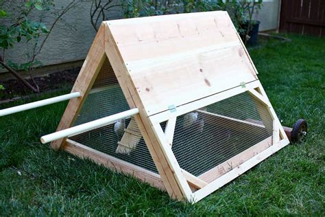 How to Build a DIY Mobile Triangle-Shaped Chicken Coop - TheDIYPlan