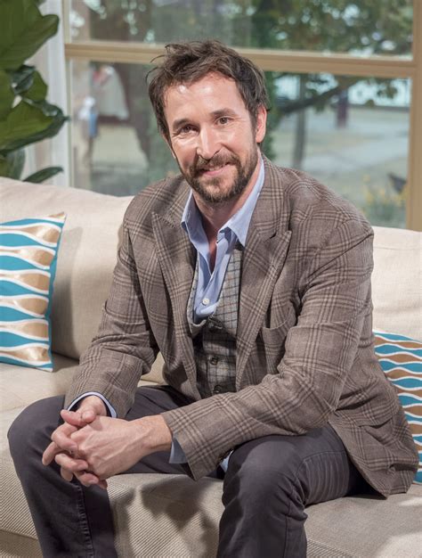 Noah Wyle Inks Deal To Return To ‘The Librarians’, Will Make His ...