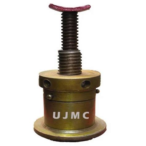 Screw Jacks - Mechanical Track Jacks Manufacturer from Howrah