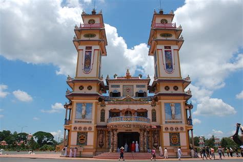 Tay Ninh - Cao Dai Temple West Front | Le Monde1 | Flickr