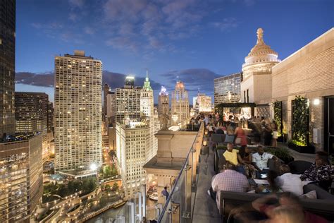 Chicago Rooftop Bar With A View | Rooftop Hotel & Dining Chicago