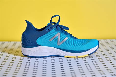 Cut in half: New Balance Fresh Foam 860 v11 Review | RunRepeat