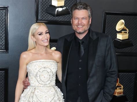 Gwen Stefani's Surprising Reaction to Blake Shelton Engagement Ring