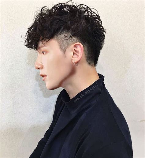 𝓑𝓽𝓼 𝓔𝓭𝓲𝓽𝓼 🌹 | Men haircut curly hair, Punk hair, Asian hair