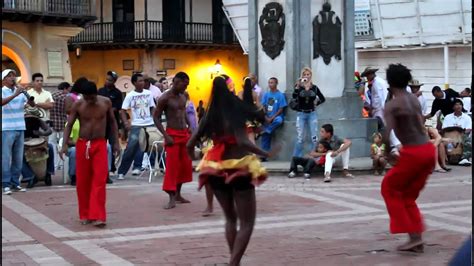 Afro Latino Dancing in Cartagena, Colombia - YouTube